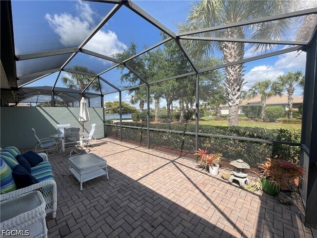 Building Photo - 10457 Materita Dr