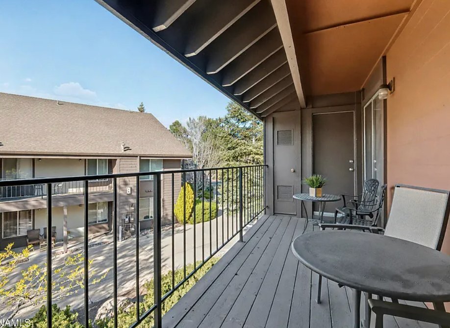 Building Photo - 1200 S Riordan Ranch St