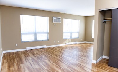 Building Photo - Alexandra Marie