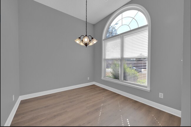 Building Photo - 472 Prairie Field Dr