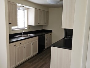 Building Photo - 3807 Logan Ferry Rd