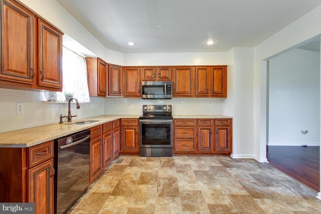 Building Photo - 45684 Schooner Ct