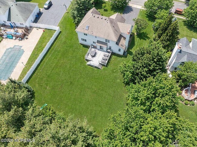 Building Photo - 57 Jamestown Dr