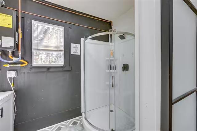 Building Photo - 420 Private Rd 8579