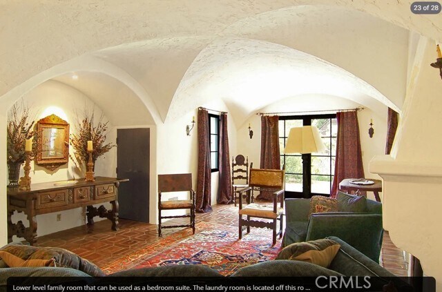 Building Photo - 5237 Alta Canyada Rd