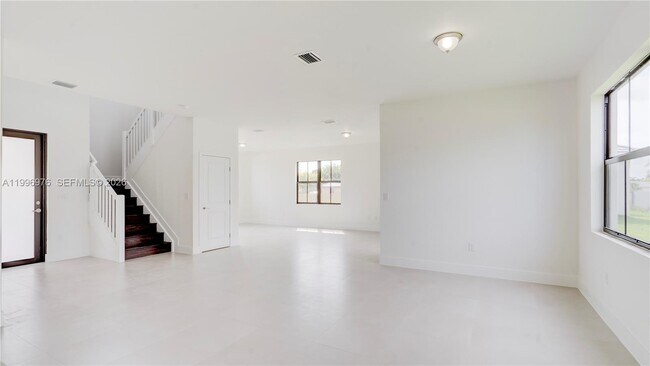 Building Photo - Southwest 96th Court, Cutler Bay, FL 33189 - 4 BR 3.5 BA single-family home