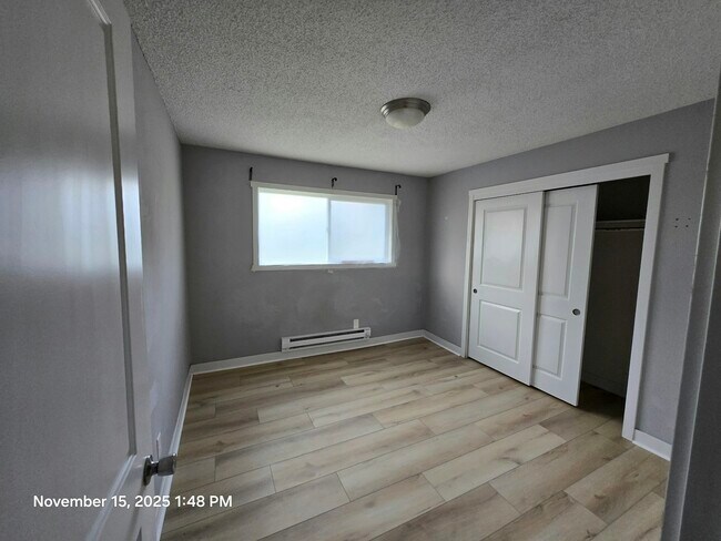 Building Photo - 3870 SW 144th Ave