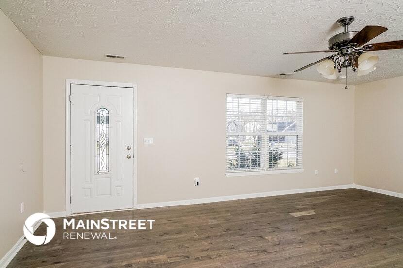 Building Photo - 375 Clover Cove Dr