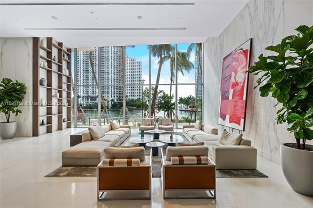 Building Photo - 300 Biscayne Boulevard Way