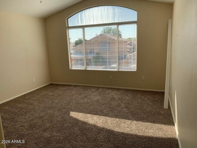 Building Photo - 15071 W Heritage Oak Way