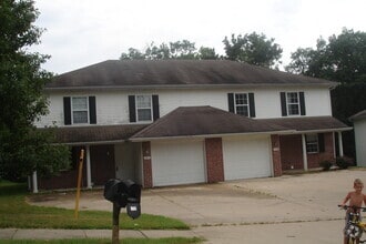 Building Photo - Godas Circle 5304-06