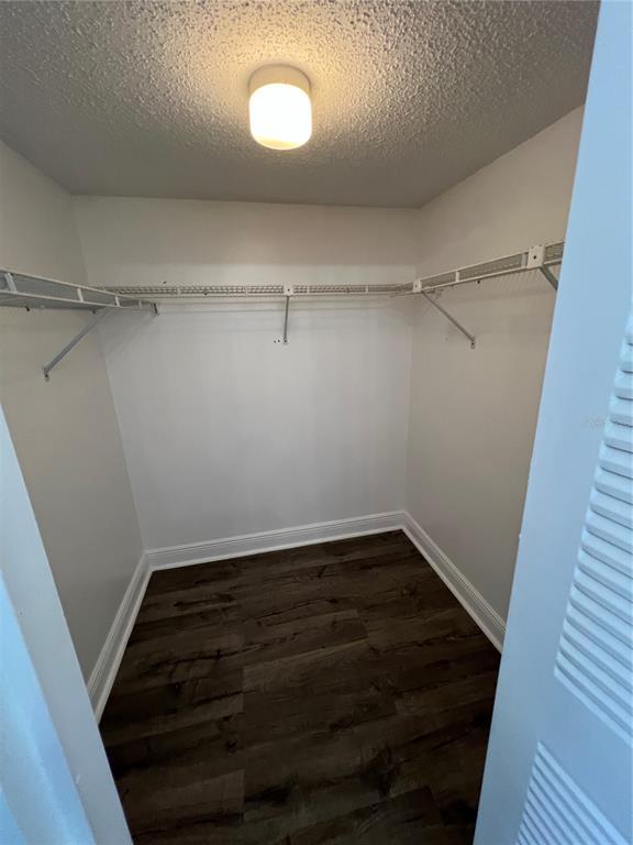 Building Photo - 6078 Willowpointe Cir