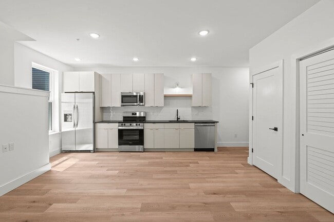 Building Photo - 5019 Pentridge St