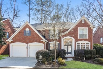 Building Photo - 5BR / 5BA Executive Home in Devonshire Court | 3,600 Sq Ft | Walk to Park and Pool