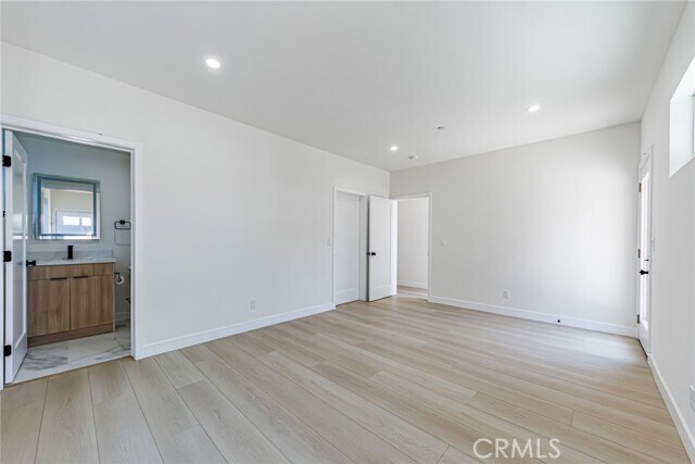 Building Photo - 1332 Tamarind Ave