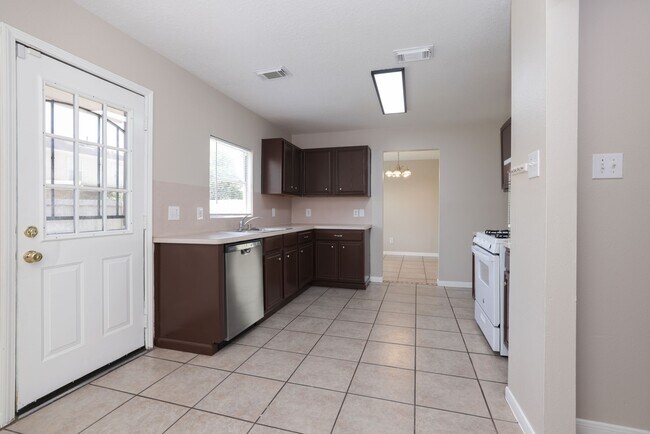 Building Photo - 15422 Ferness Ln