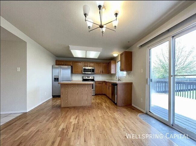Building Photo - 11469 E 116th Ave