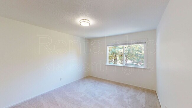 Building Photo - 440 Alameda del Prado