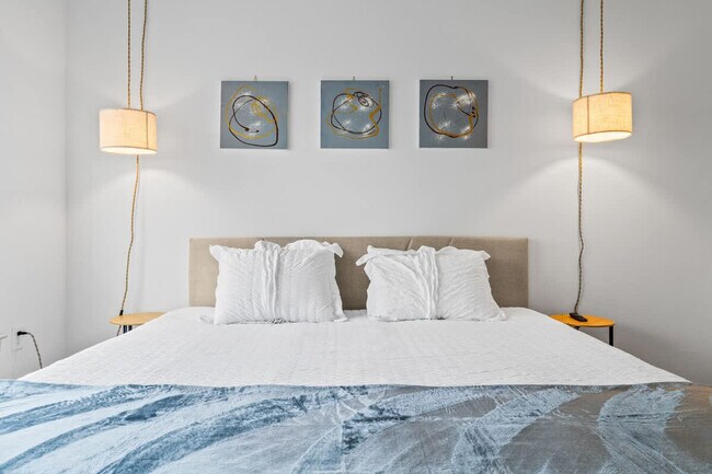 Building Photo - 14532 Star Water Rd