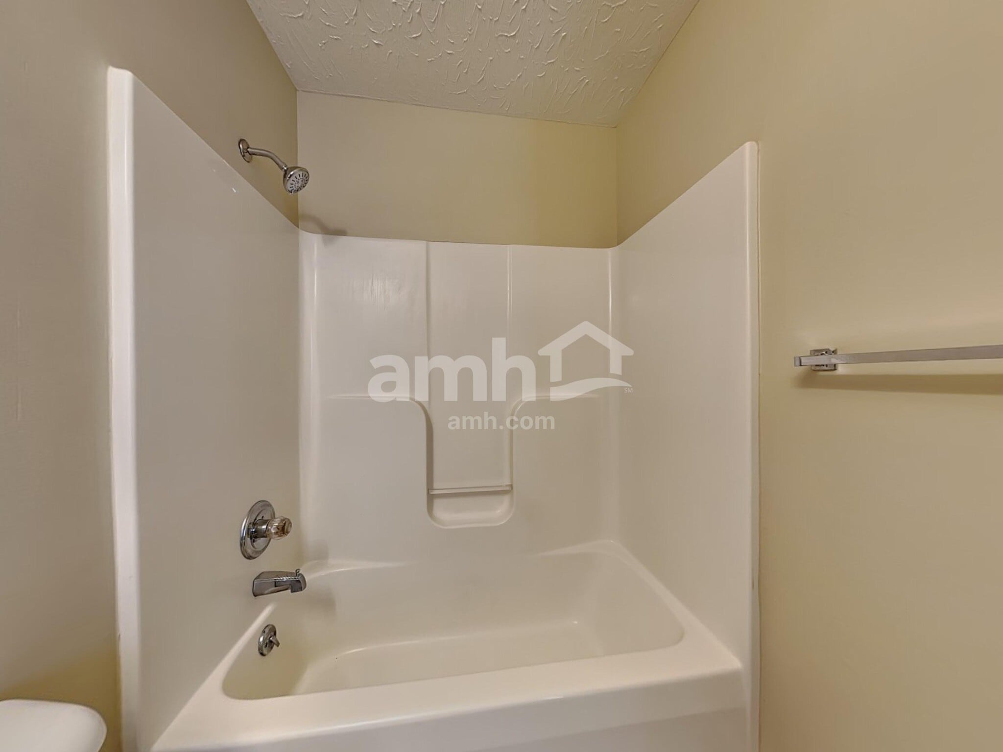 Building Photo - 2479 Camellia Ct