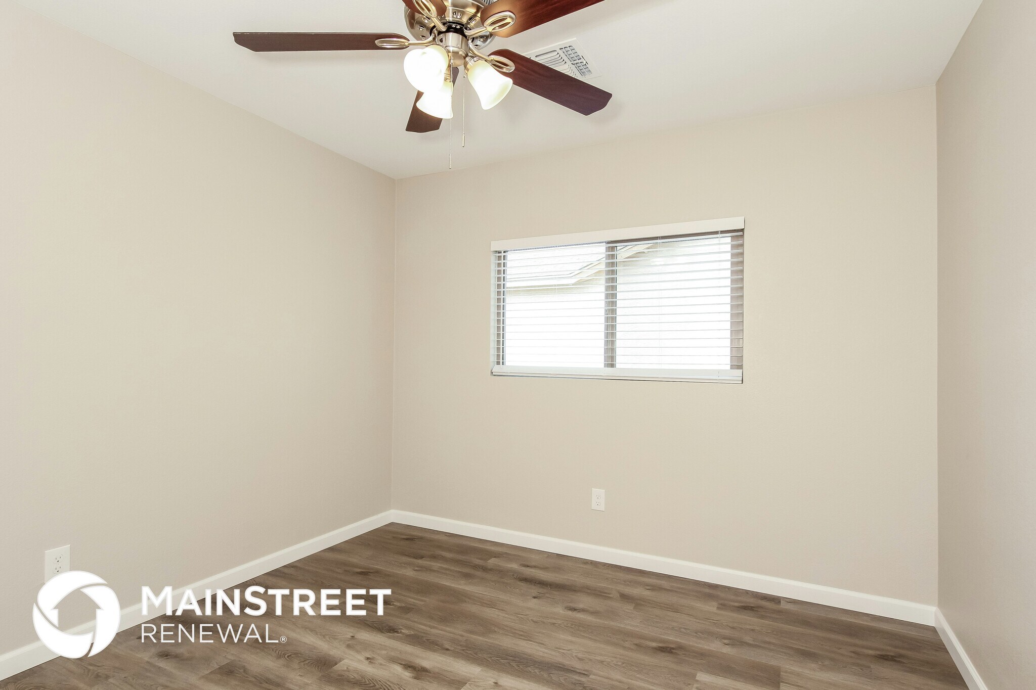 Building Photo - 11522 W Corrine Dr