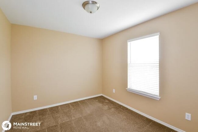 Building Photo - 5502 Hidden Canyon, San Antonio, TX 78252