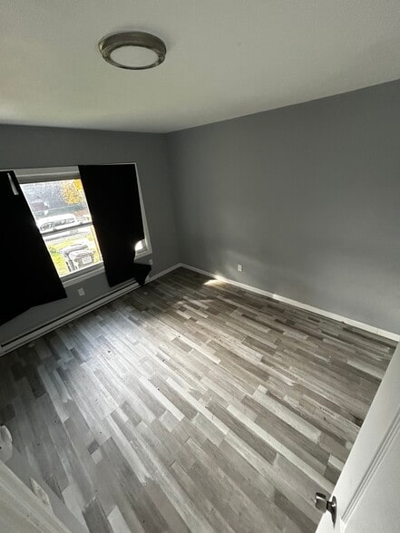 Building Photo - 19 Landfield Ave