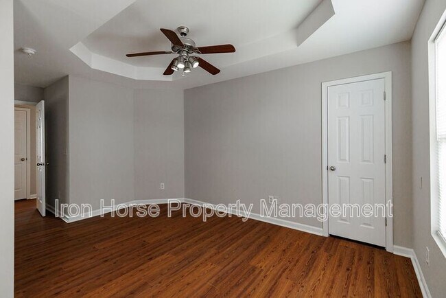 Building Photo - 638 Mill Stone Bluff