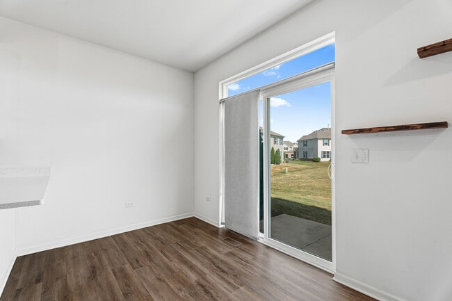 Building Photo - 15121 Quincy Cir