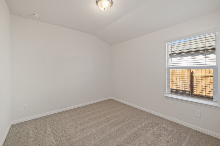 Building Photo - 308 Texas Agate Dr