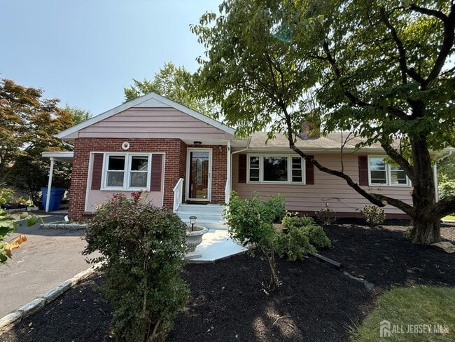 Building Photo - 869 Gates Ave