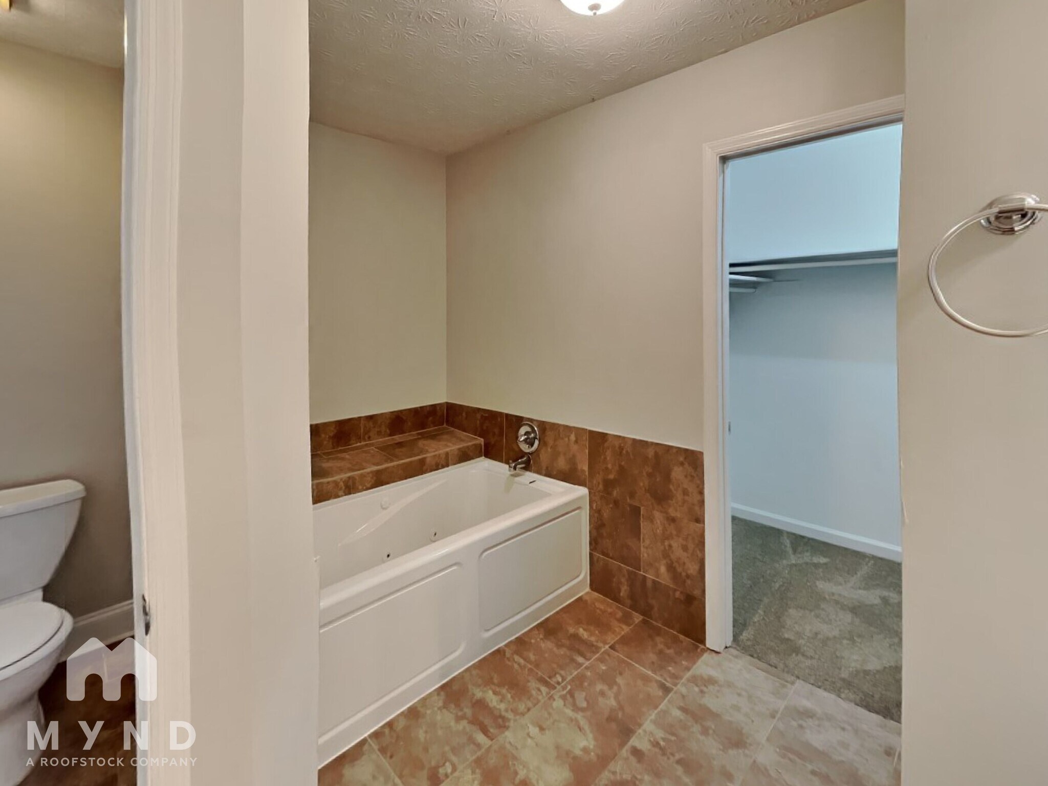 Building Photo - 255 Marcliff Ct