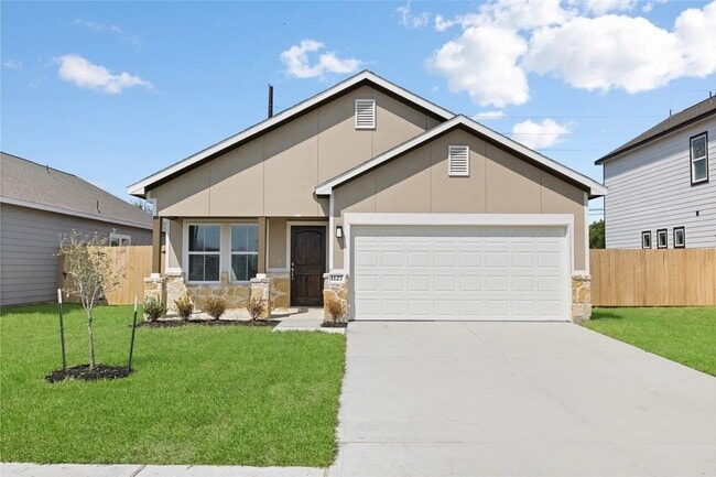 Building Photo - 1127 Santee Ct