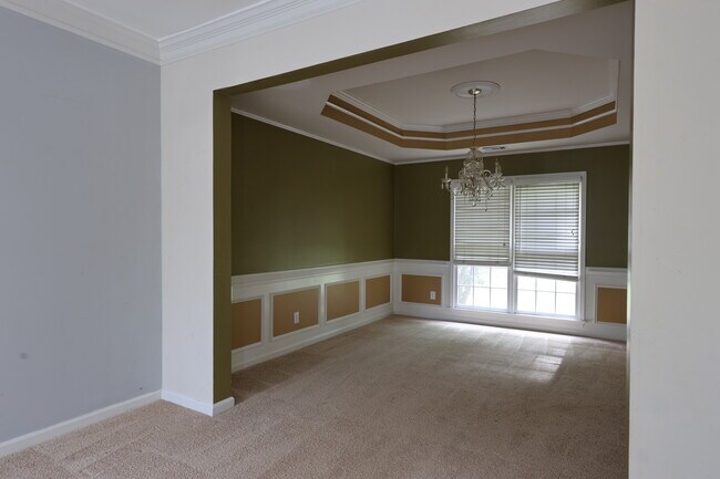 Building Photo - 7045 Devonhall Way
