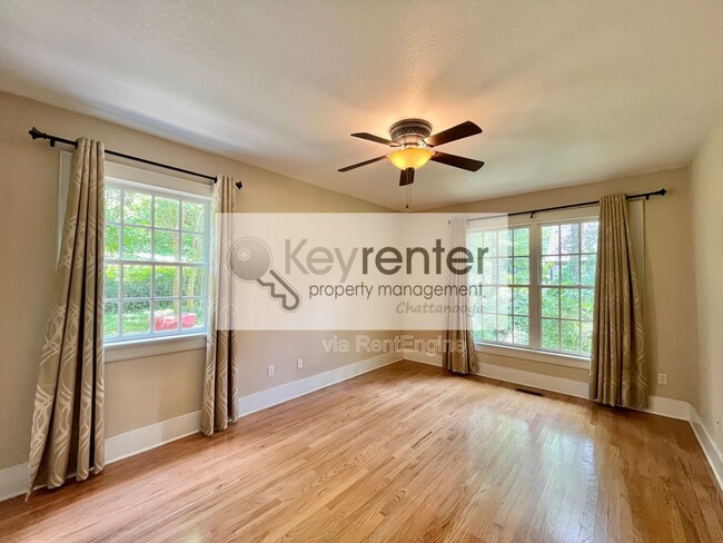 Building Photo - 1610 Hixson Pike