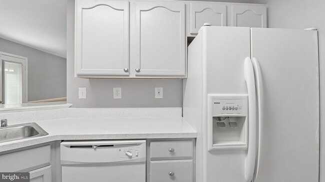 Building Photo - 14101 Kathleen Ln