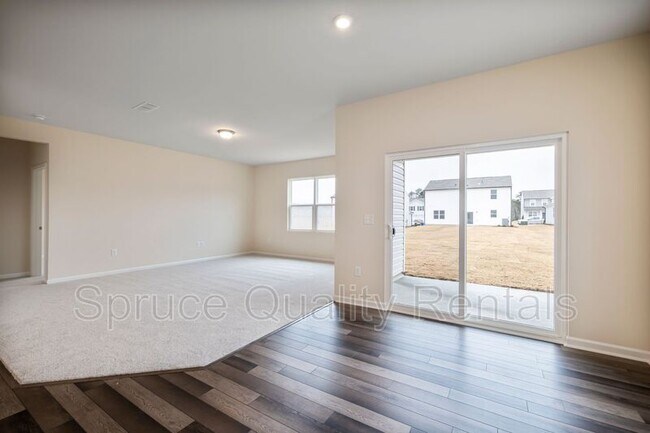 Building Photo - 3529 Sugarplum Rd