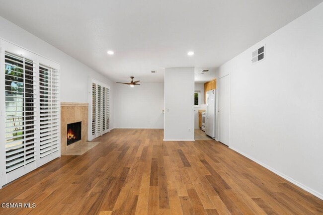 Building Photo - 28551 Conejo View Dr