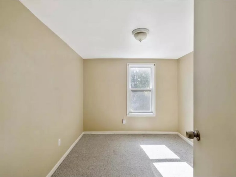 Building Photo - 92 West St