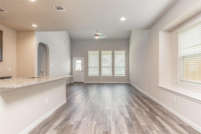 Building Photo - 24630 Bastiani Canvas Ln