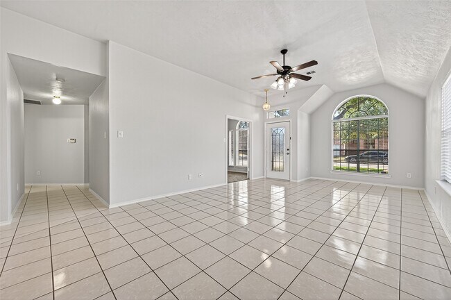 Building Photo - 3314 Zubin Ln