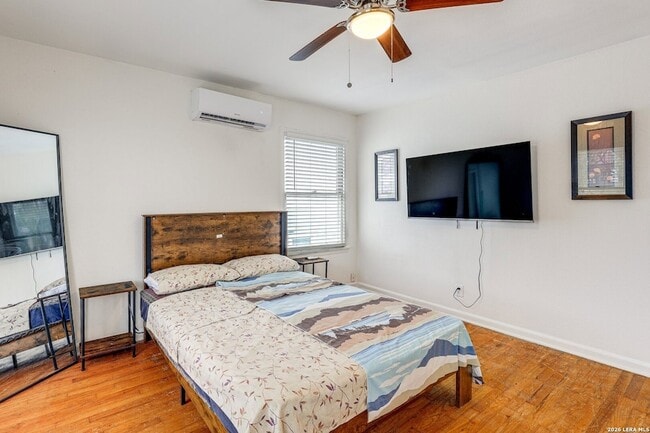 Building Photo - 332 Natalen Ave