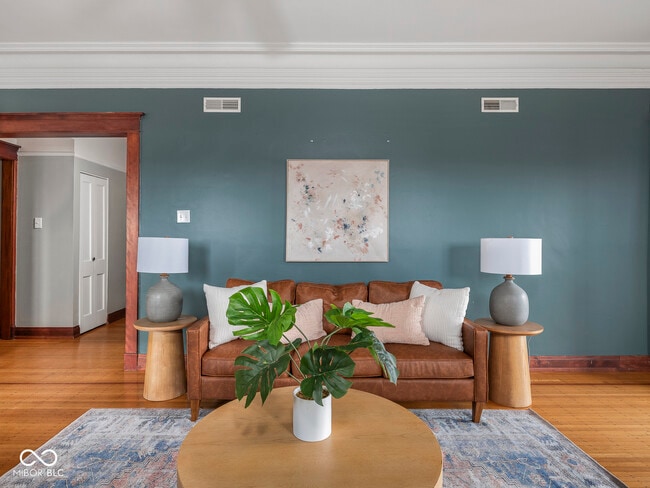 Building Photo - 2161 N Meridian St