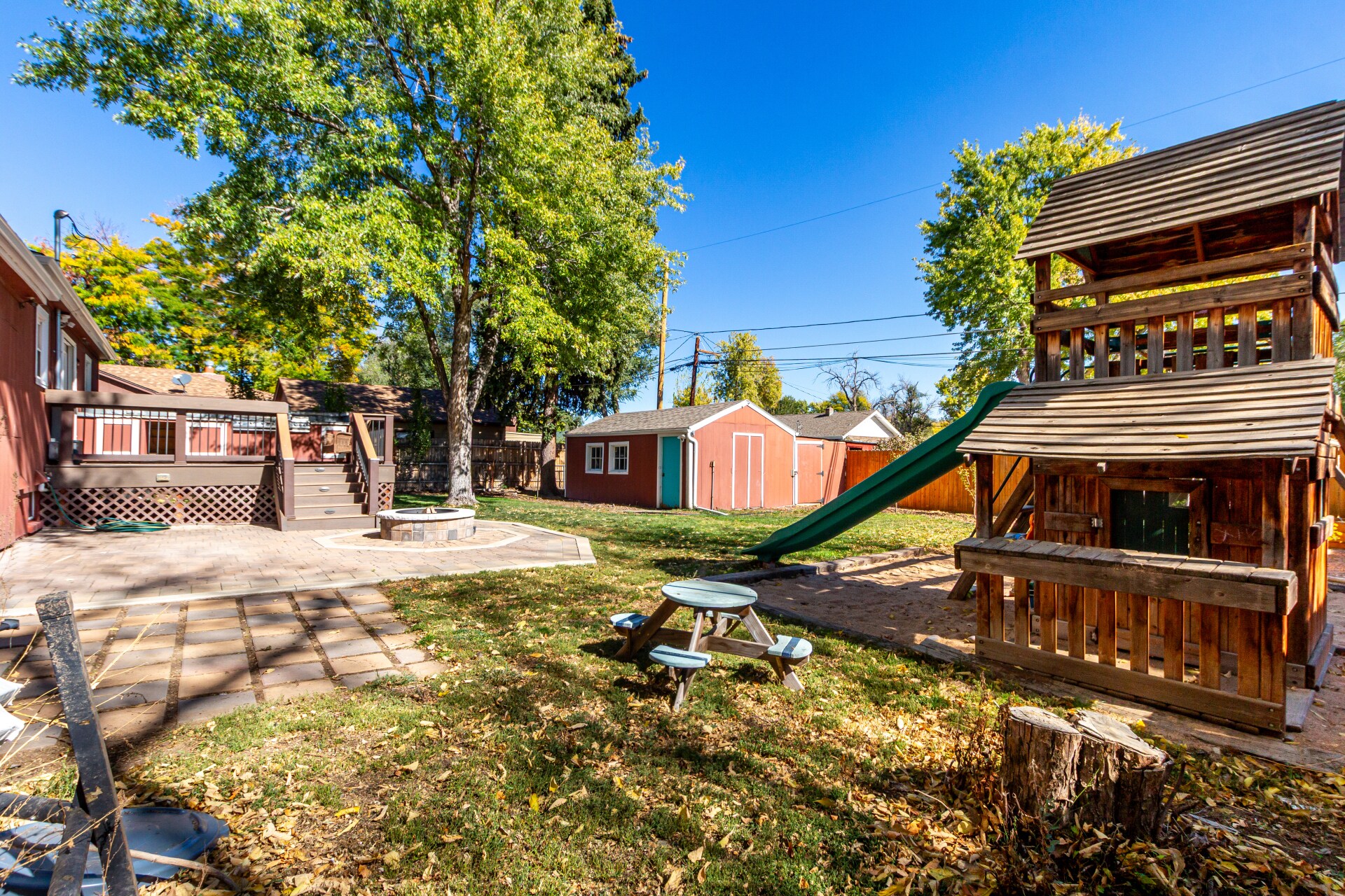 Building Photo - 830 Gray St