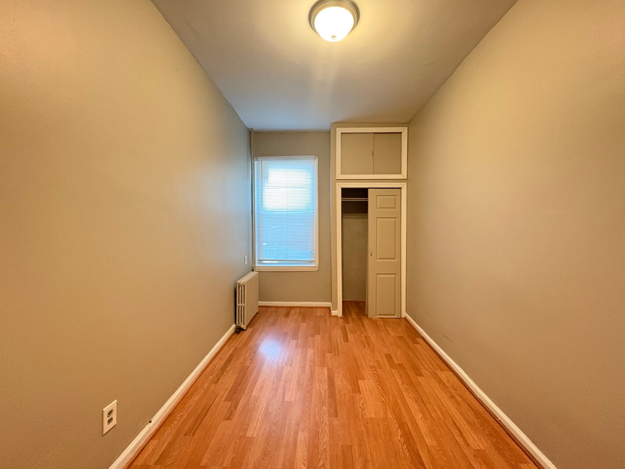Unit 1B - 41 W 54th St