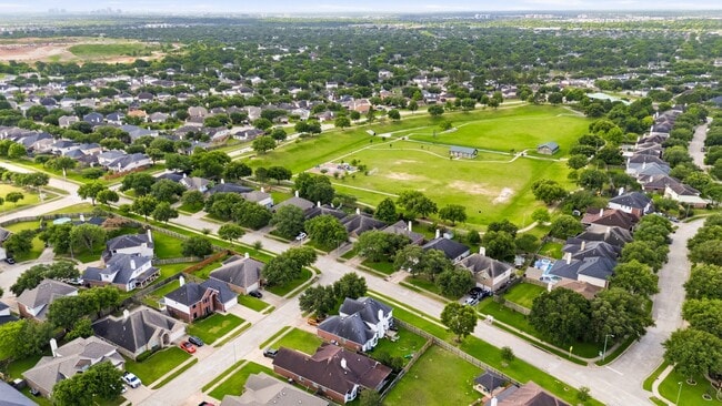 Building Photo - 3906 Tigris Ridge Dr