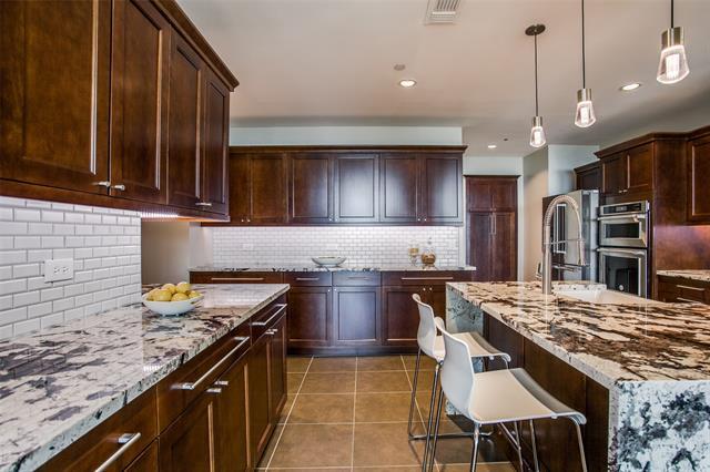 Building Photo - 5656 N Central Expy