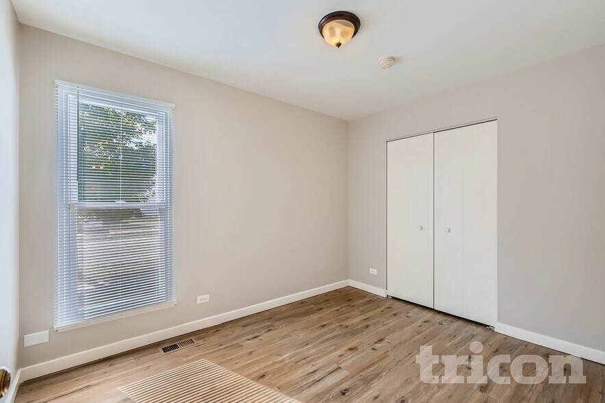 Building Photo - 2666 Prairieview Ln