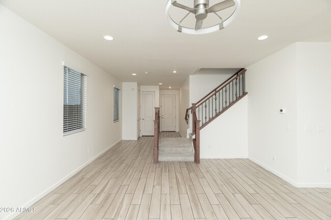 Building Photo - 6018 W Hartford Ct