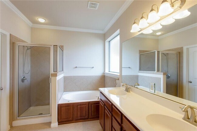 Building Photo - 1334 Grande Mesa Dr